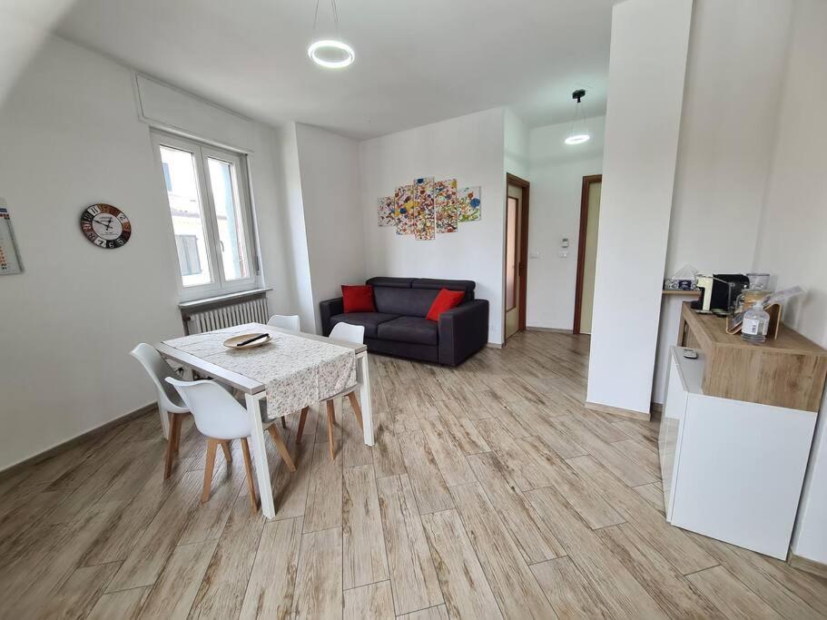 Bilocale Centralissimo Leinì Extérieur photo
